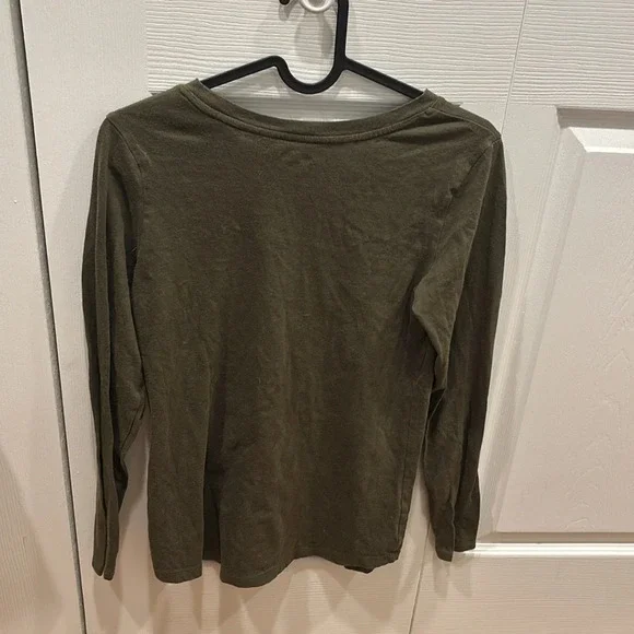 Olive colored Old Navy, long sleeve - Picture 2 of 3